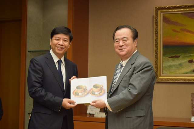 Đại sứ Việt Nam Nguyễn Quốc Cường thăm tỉnh Ibaraki