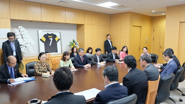 Chủ nhiệm Ủy ban Đối ngoại Quốc hội Nguyễn Văn Giàu thăm và làm việc tại Nhật Bản