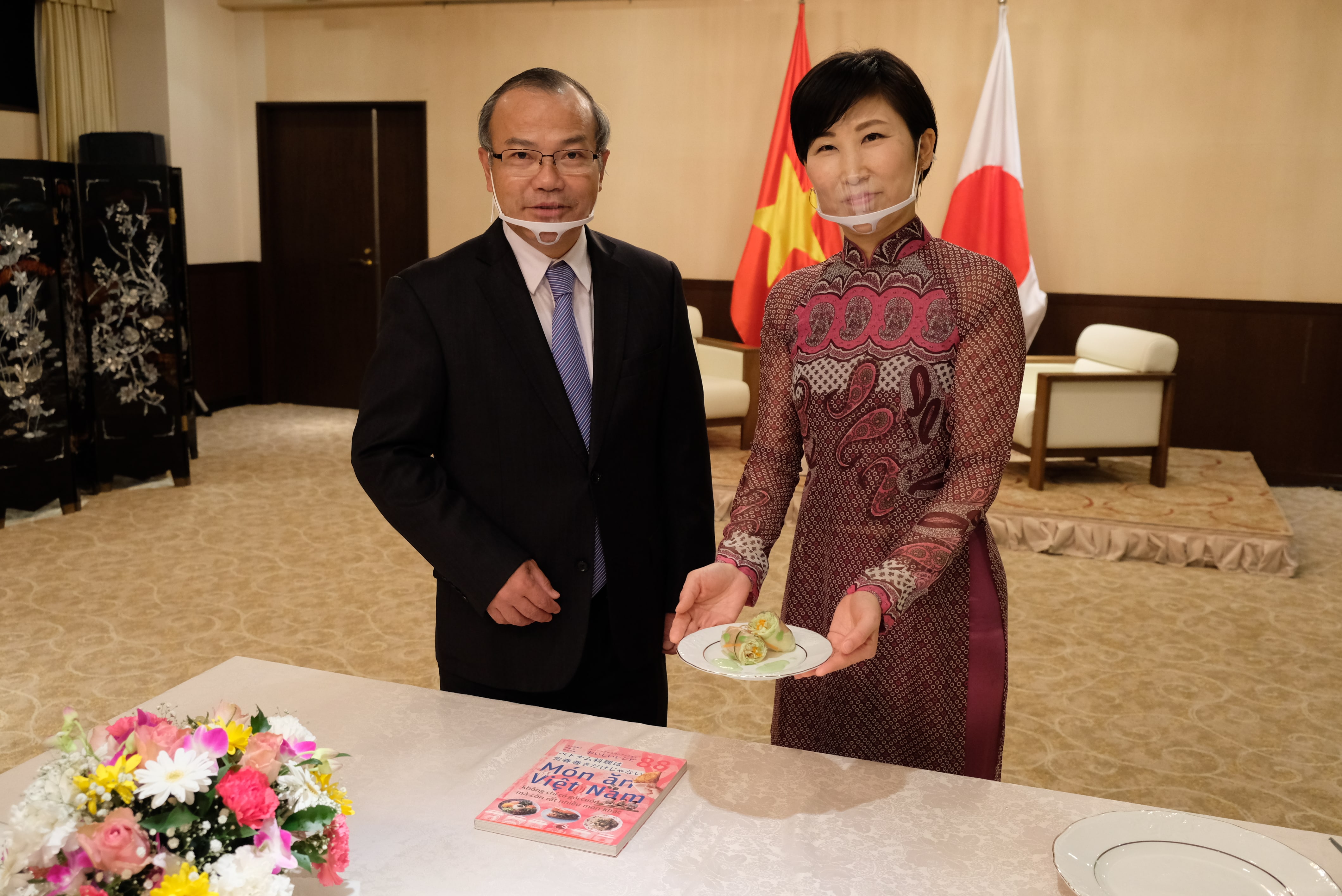 Đại sứ Vũ Hồng Nam dự sự kiện Giao lưu ẩm thực Gunma-Việt Nam