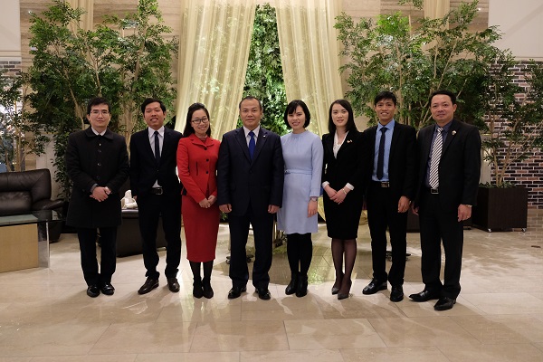 ĐẠI SỨ VŨ HỒNG NAM THĂM CHÍNH THỨC TỈNH FUKUOKA VÀ TỈNH NAGASAKI