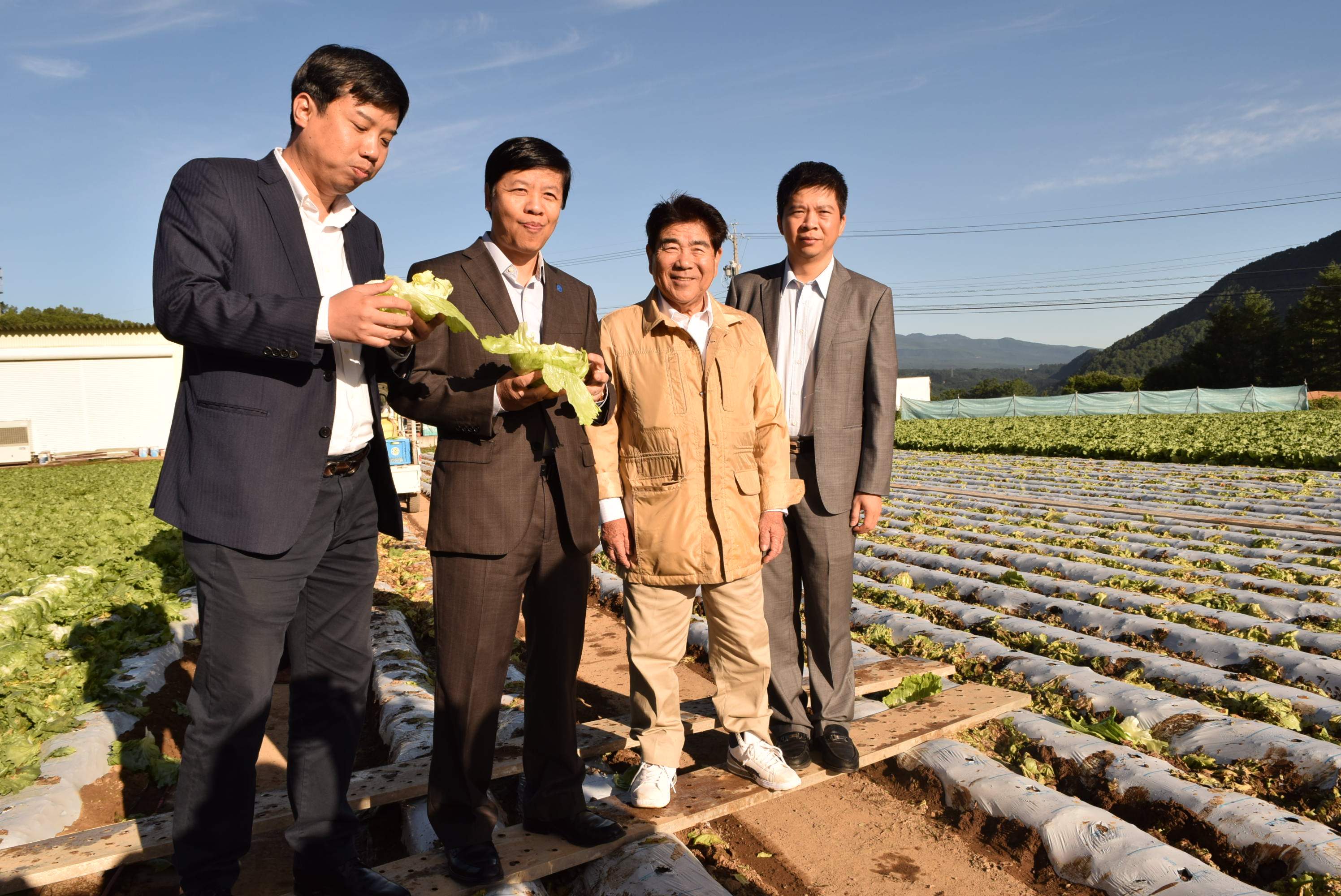 Làng Kawakami, tỉnh Nagano mong muốn tăng cường hợp tác với Việt Nam