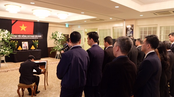 Memorial services for former PM Khai in Japan