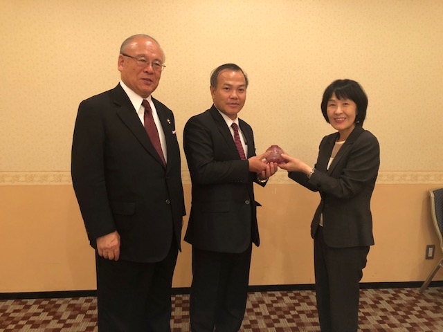 ヴー・ホン・ナム大使が北海道を訪問