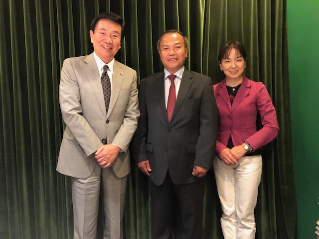 ĐẠI SỨ VŨ HỒNG NAM  THAM GIA GHI ÂM CHƯƠNG TRÌNH RADIO ĐẶC BIỆT  CỦA THỐNG ĐỐC TỈNH CHIBA