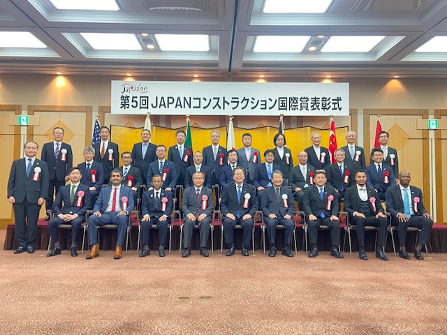 Đại sứ Vũ Hồng Nam dự Lễ trao giải thưởng quốc tế về xây dựng Nhật Bản lần thứ 5