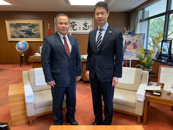 ĐẠI SỨ VŨ HỒNG NAM  THĂM CHÍNH THỨC TỈNH HIROSHIMA