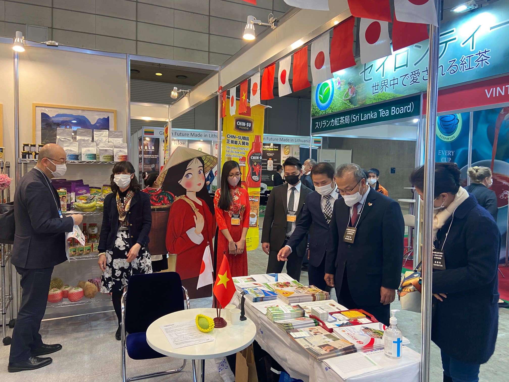 Đại sứ quán Việt Nam tại Nhật Bản tham dự Triển lãm FOODEX Japan 2021