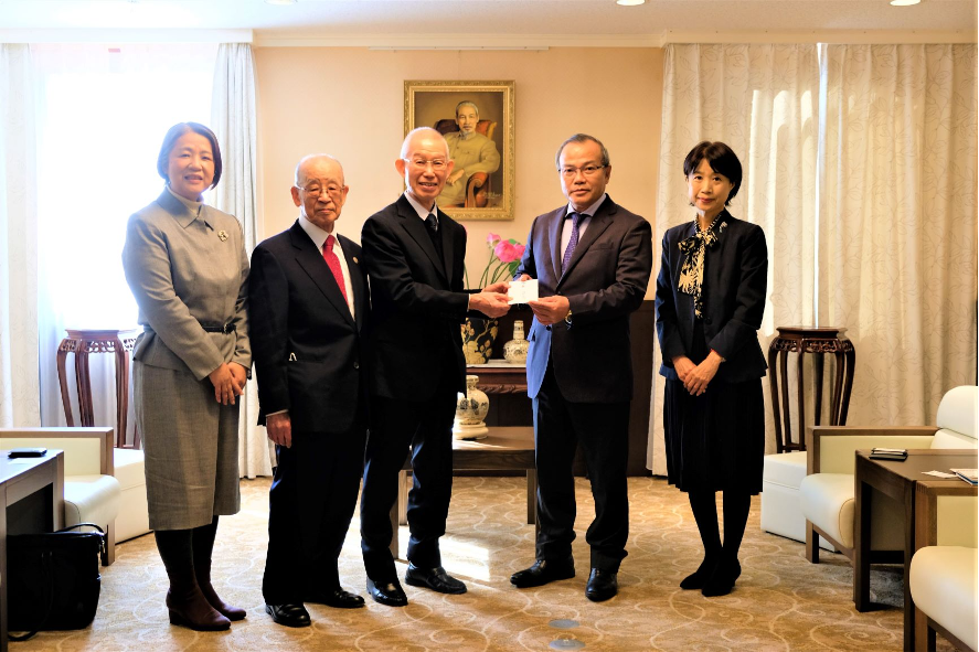 Ambassador Vu Hong Nam welcomed the Japan Philanthropic Association 