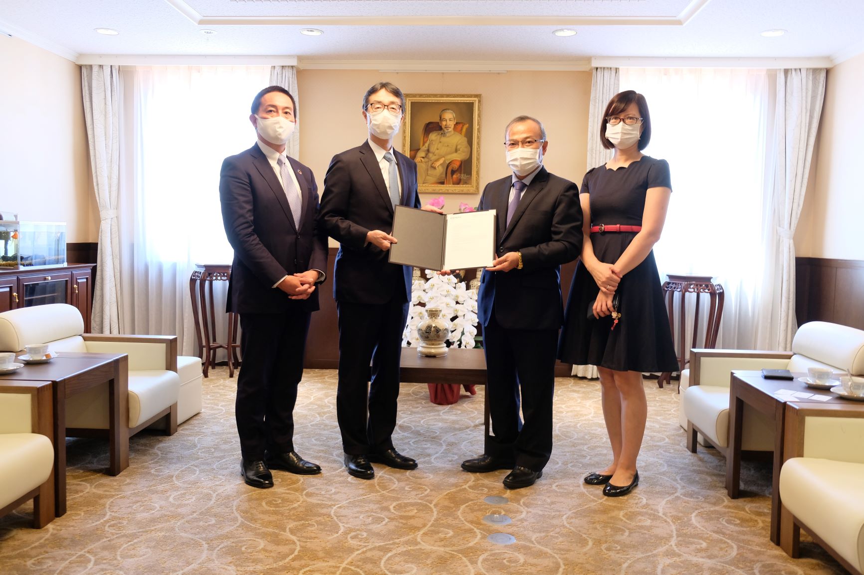 Ngân hàng MUFG hỗ trợ học sinh Việt Nam tại Nhật Bản