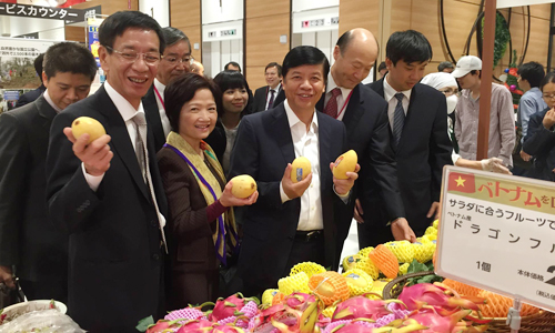 Đại sứ Nguyễn Quốc Cường: 'Tiếp thị xoài bằng Facebook rất hiệu quả'