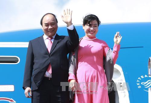 東京到着：グェン・スァン・フック首相、公式実務訪問を開始